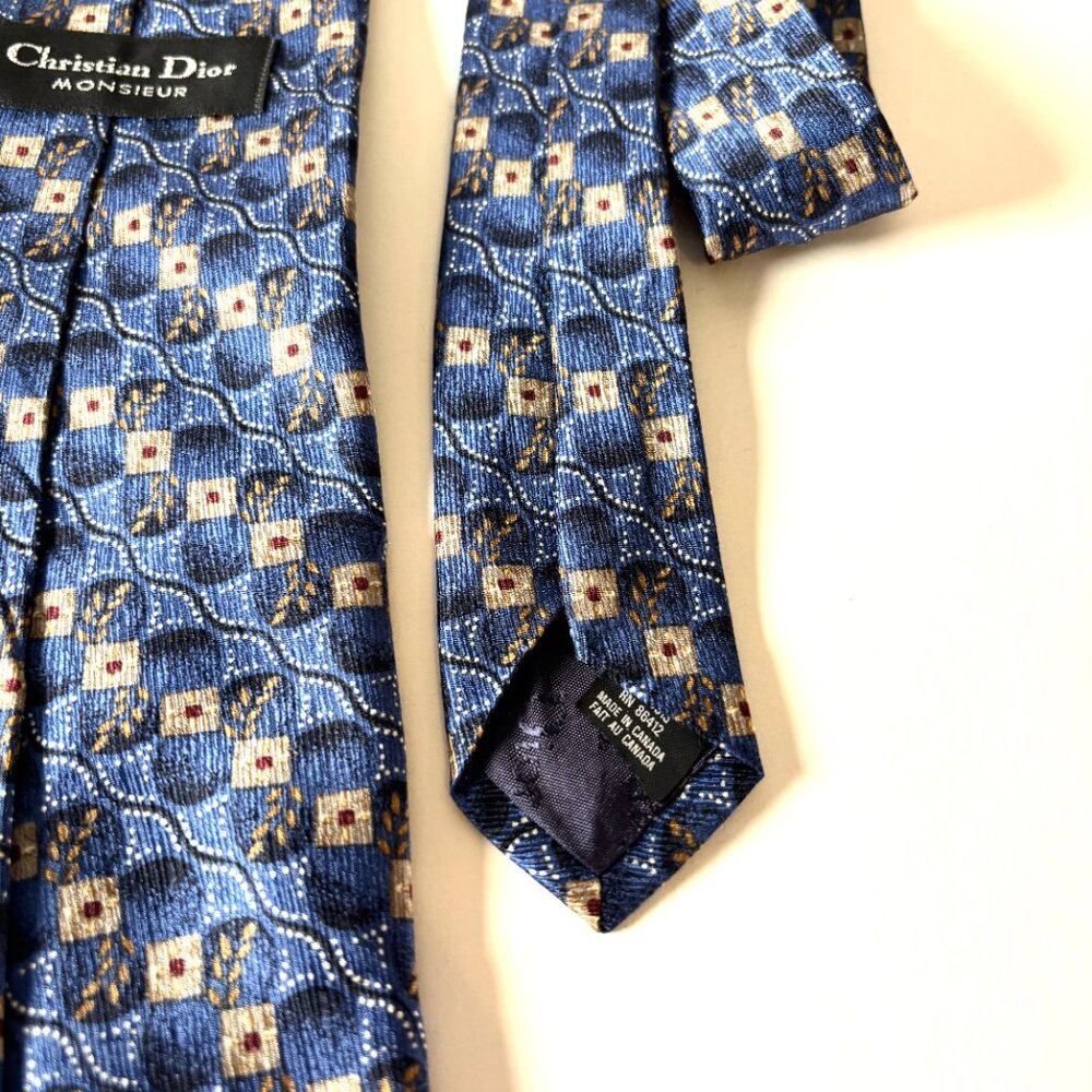 Vintage Christian Dior Silk Tie | Blue Patterned Designer Necktie - Picture 4 of 7